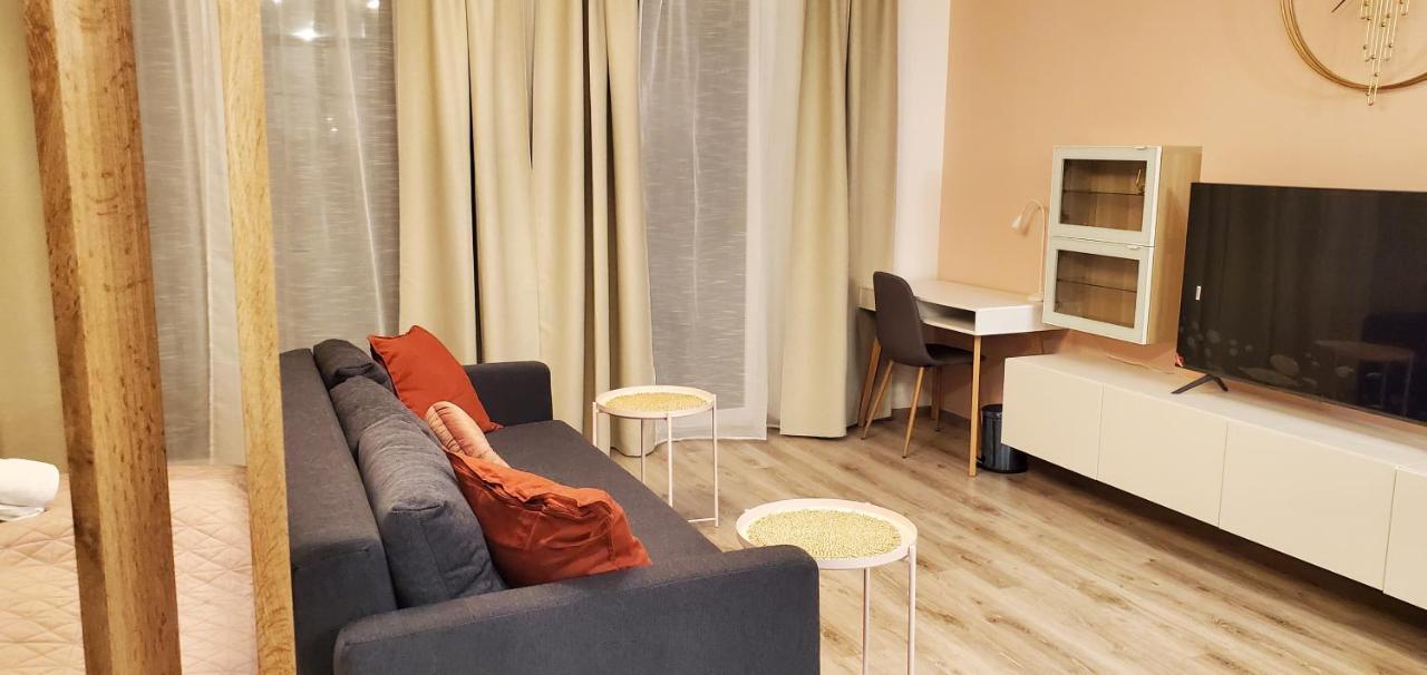 Dn Rose Apartmant Boedapest Buitenkant foto