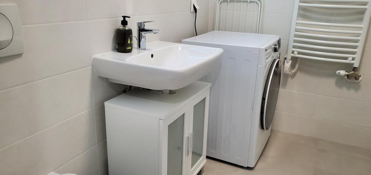 Dn Rose Apartmant Boedapest Buitenkant foto
